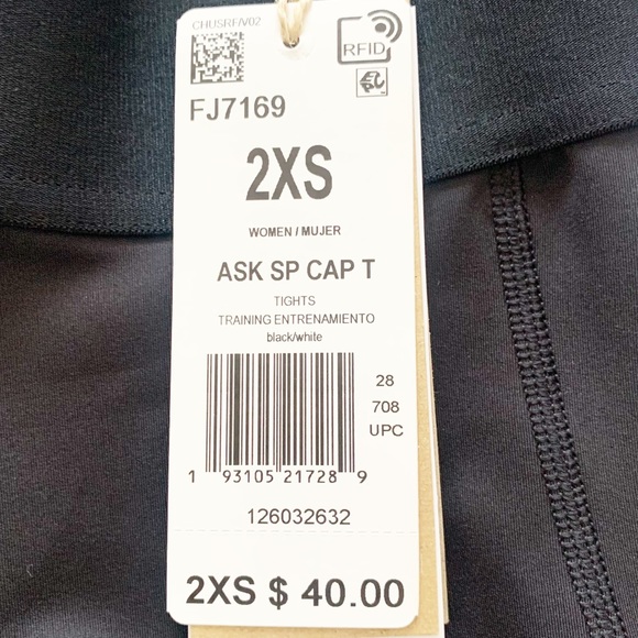 Adidas Capri Mid-Rise Training Leggings with Side Pocket - Picture 7 of 12